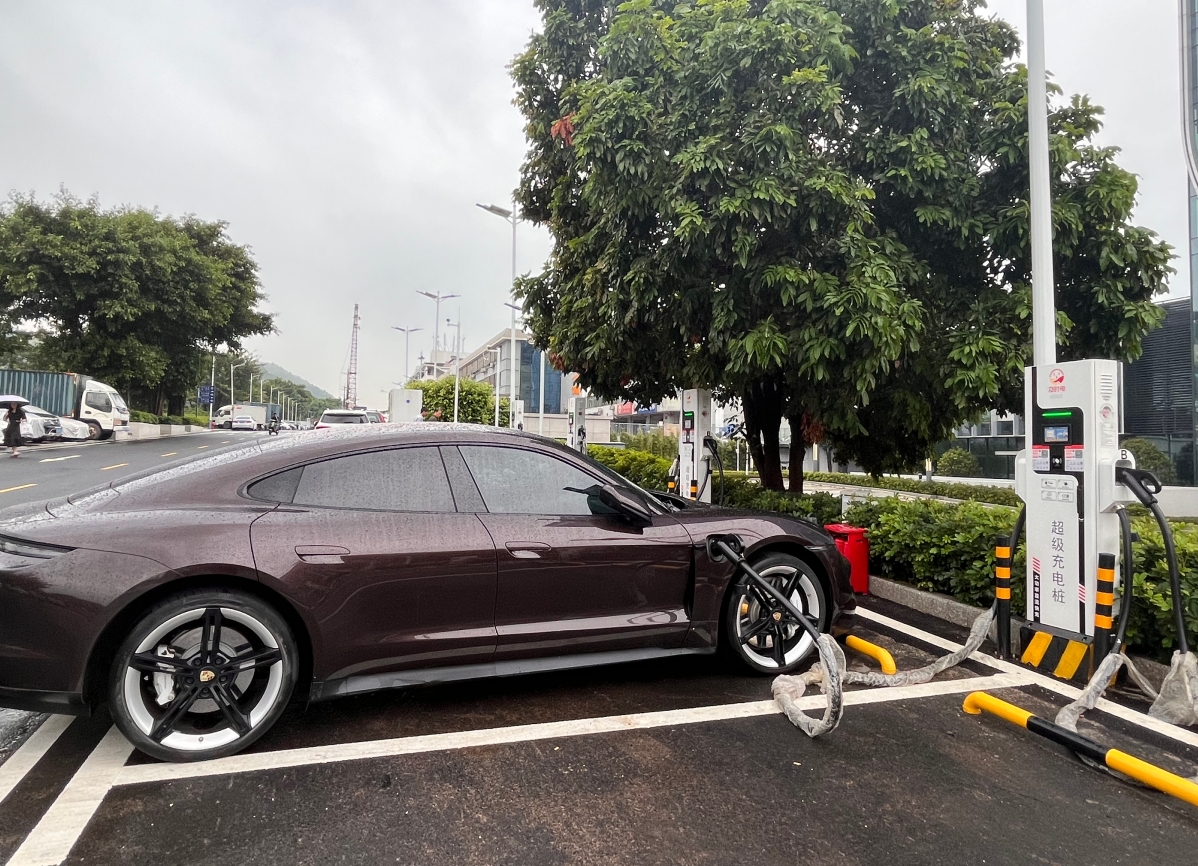 上海市發(fā)布汽車以舊換新補貼政策：一次性購車補貼達1.2萬元